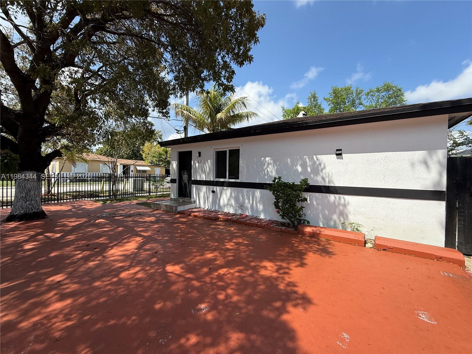 3815 NW 13th Ave #3815