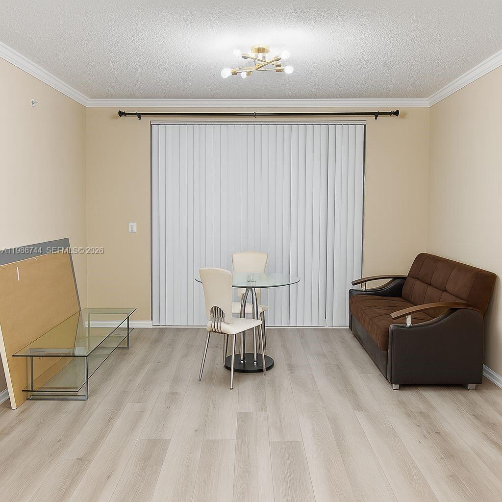 image Porto Bellagio Condo3