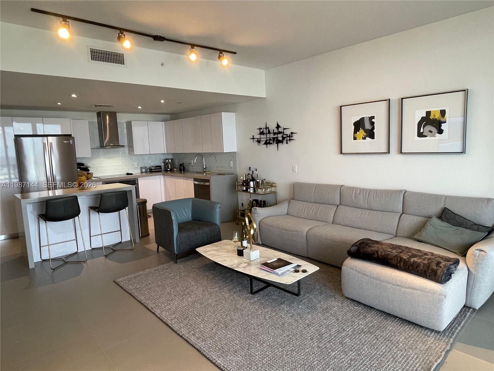 1600 NE 1st Ave #3717