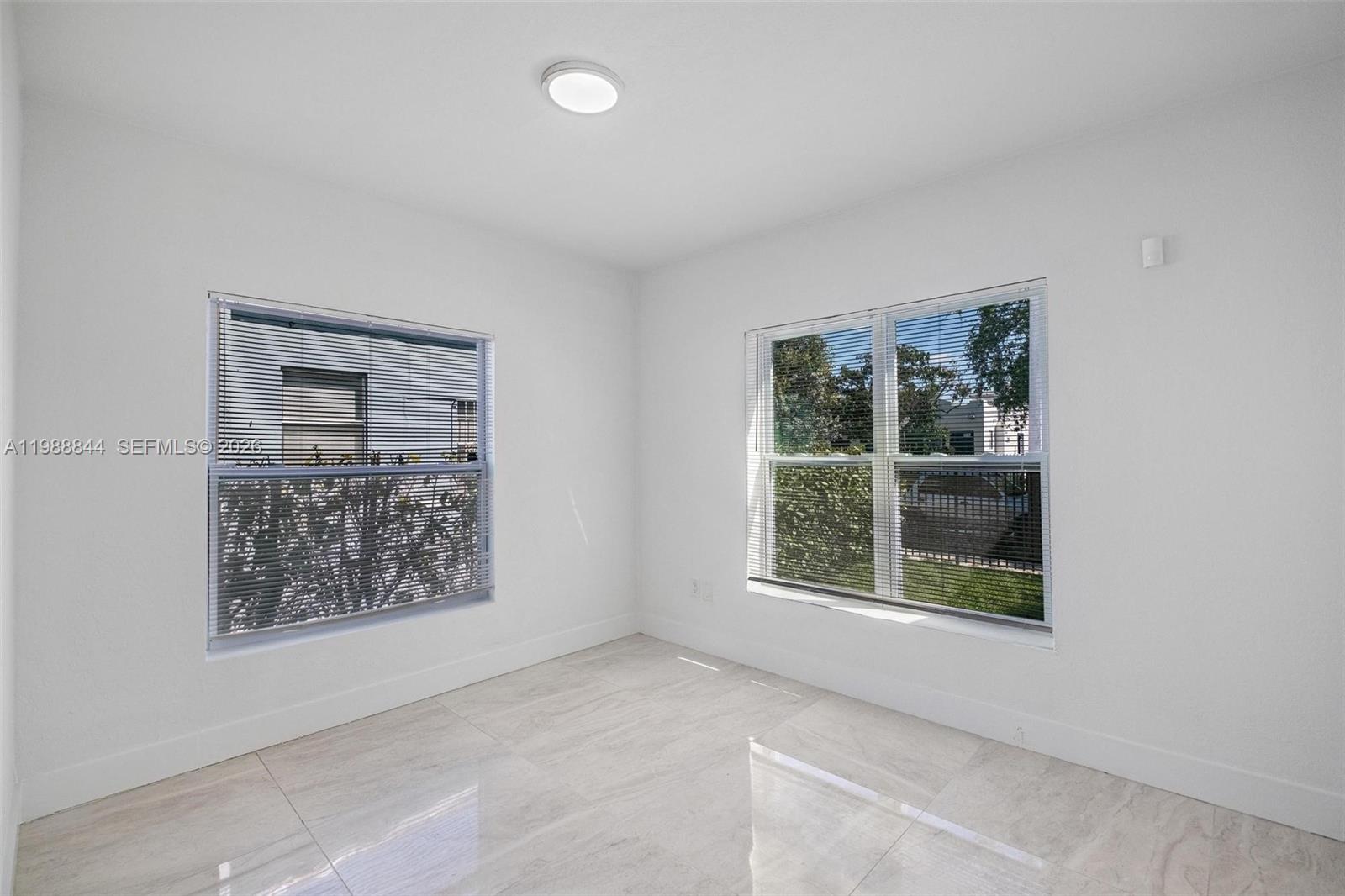 529 NW 42nd St Miami, FL 33127