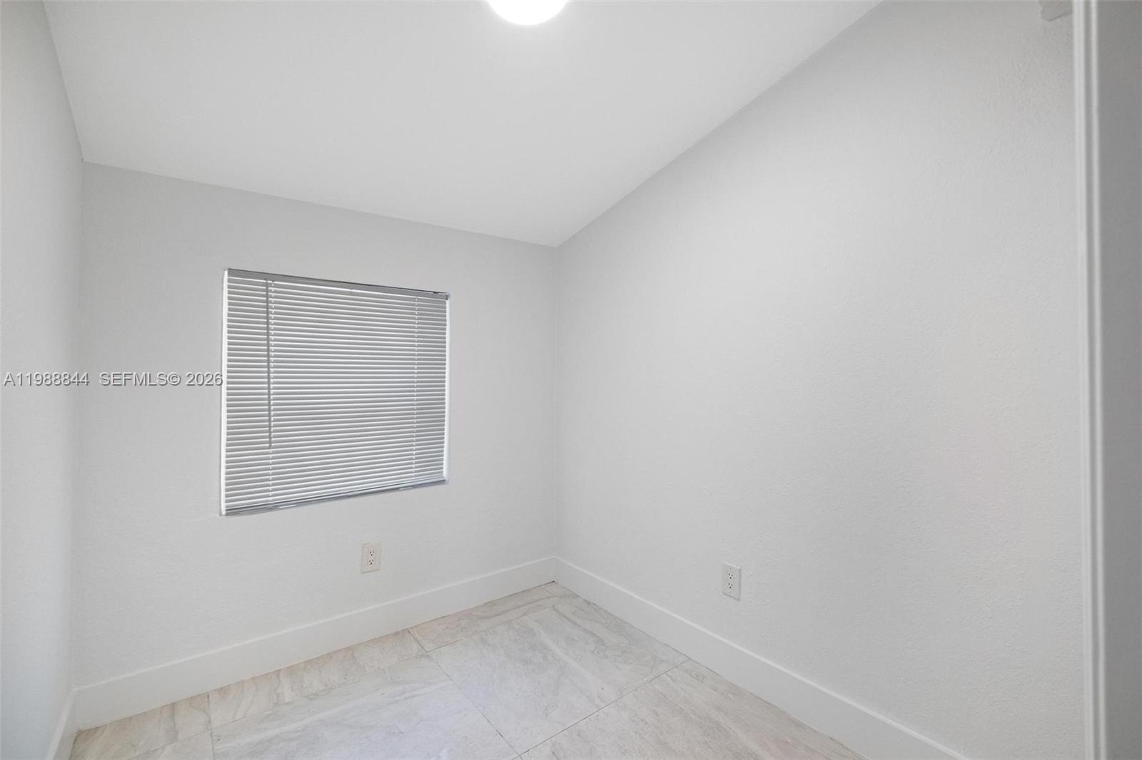 529 NW 42nd St Miami, FL 33127