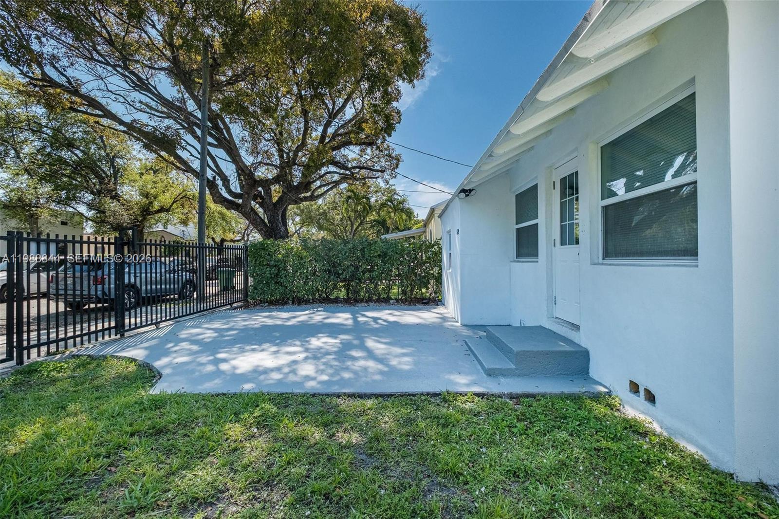 529 NW 42nd St Miami, FL 33127