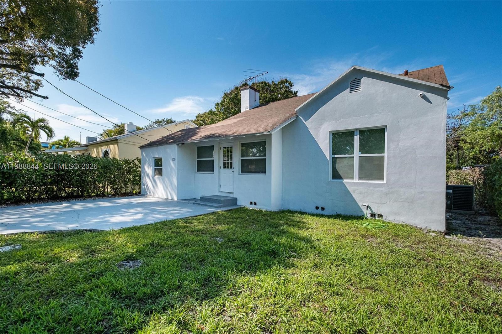 529 NW 42nd St Miami, FL 33127
