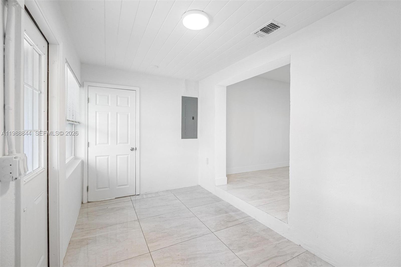 529 NW 42nd St Miami, FL 33127