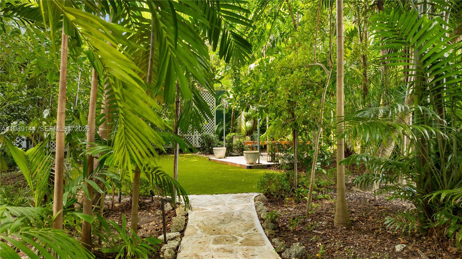 3685 Royal Palm Ave Miami, FL 33133