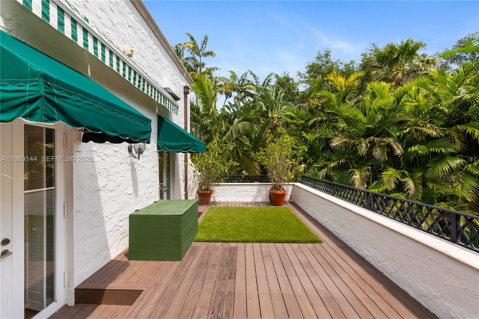 3685 Royal Palm Ave Miami, FL 33133