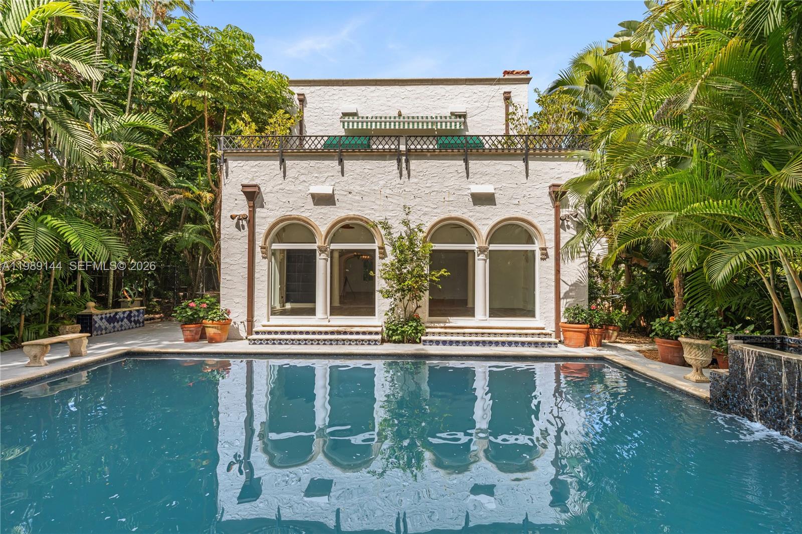 3685 Royal Palm Ave Miami, FL 33133