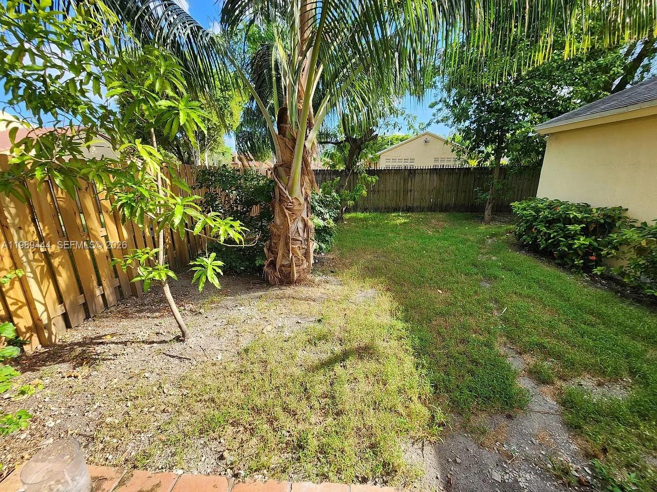 11806 SW 102nd St Miami, FL 33186
