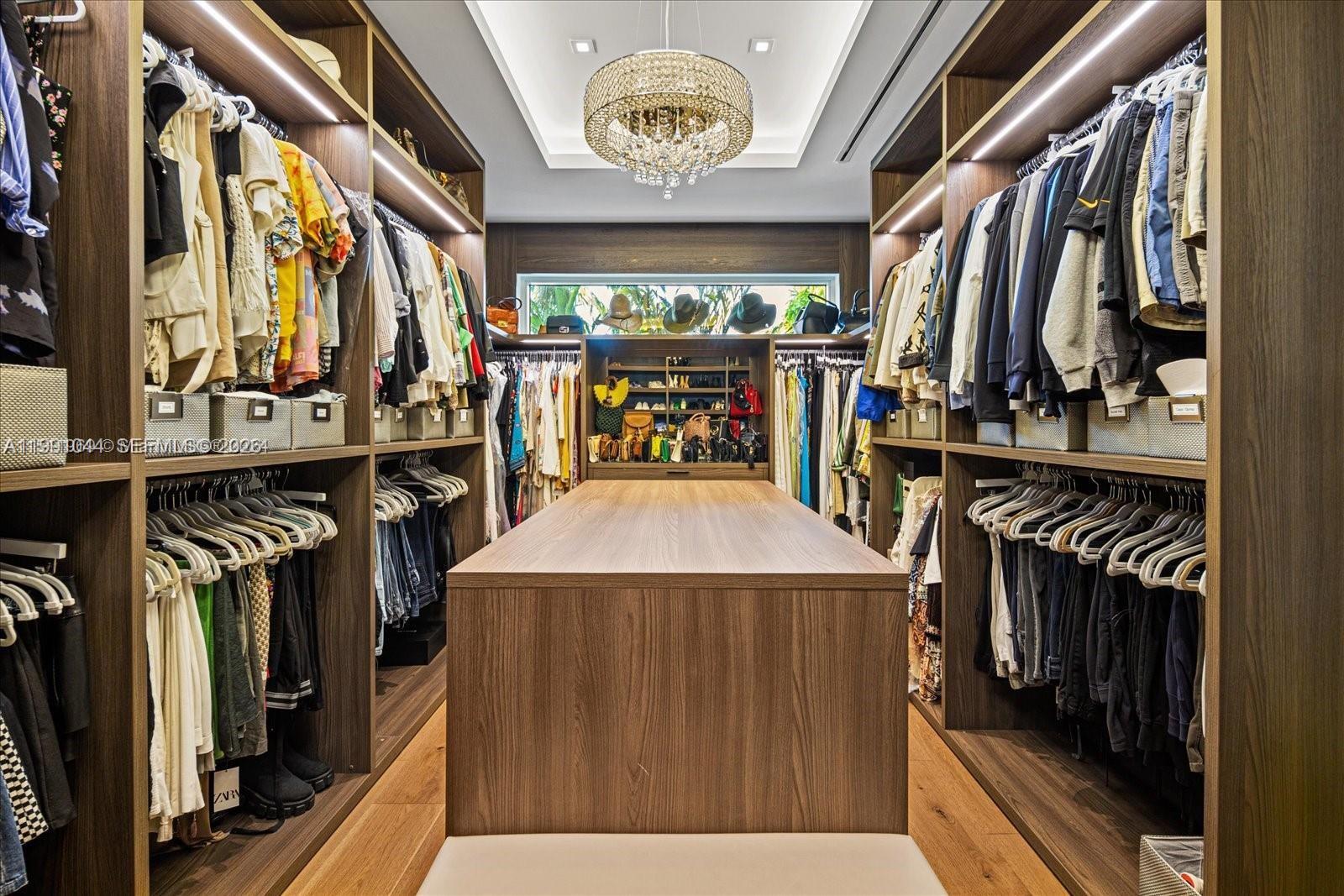 3465 N Meridian Ave Miami Beach, FL 33140