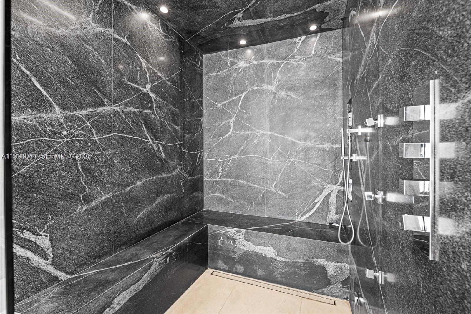 3465 N Meridian Ave Miami Beach, FL 33140