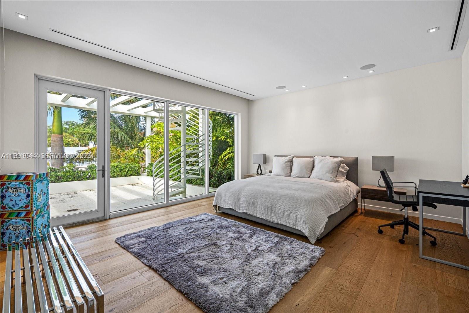 3465 N Meridian Ave Miami Beach, FL 33140