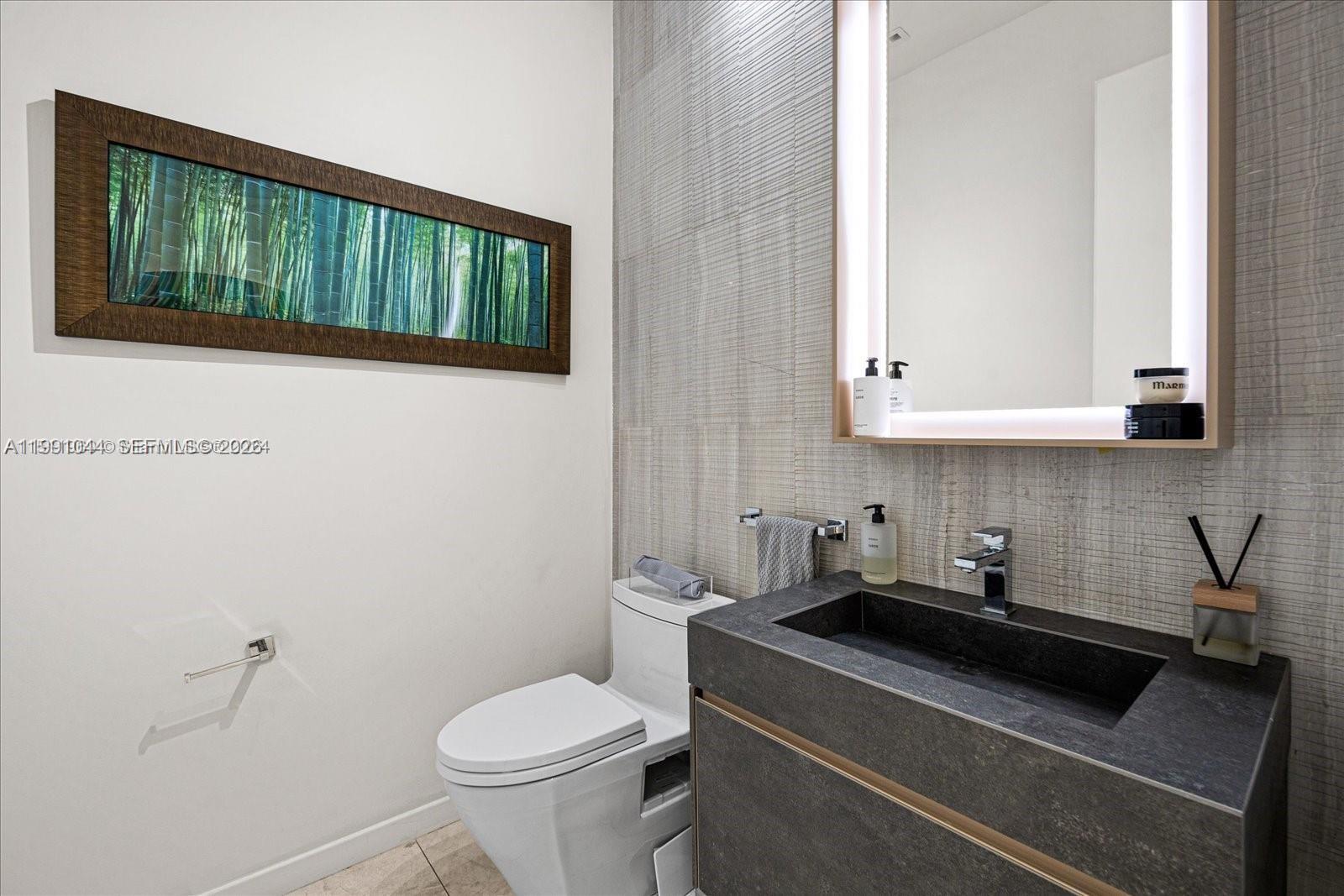 3465 N Meridian Ave Miami Beach, FL 33140