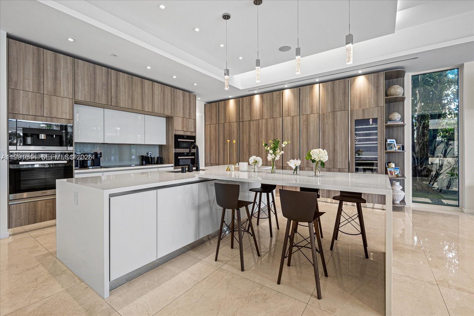 3465 N Meridian Ave Miami Beach, FL 33140