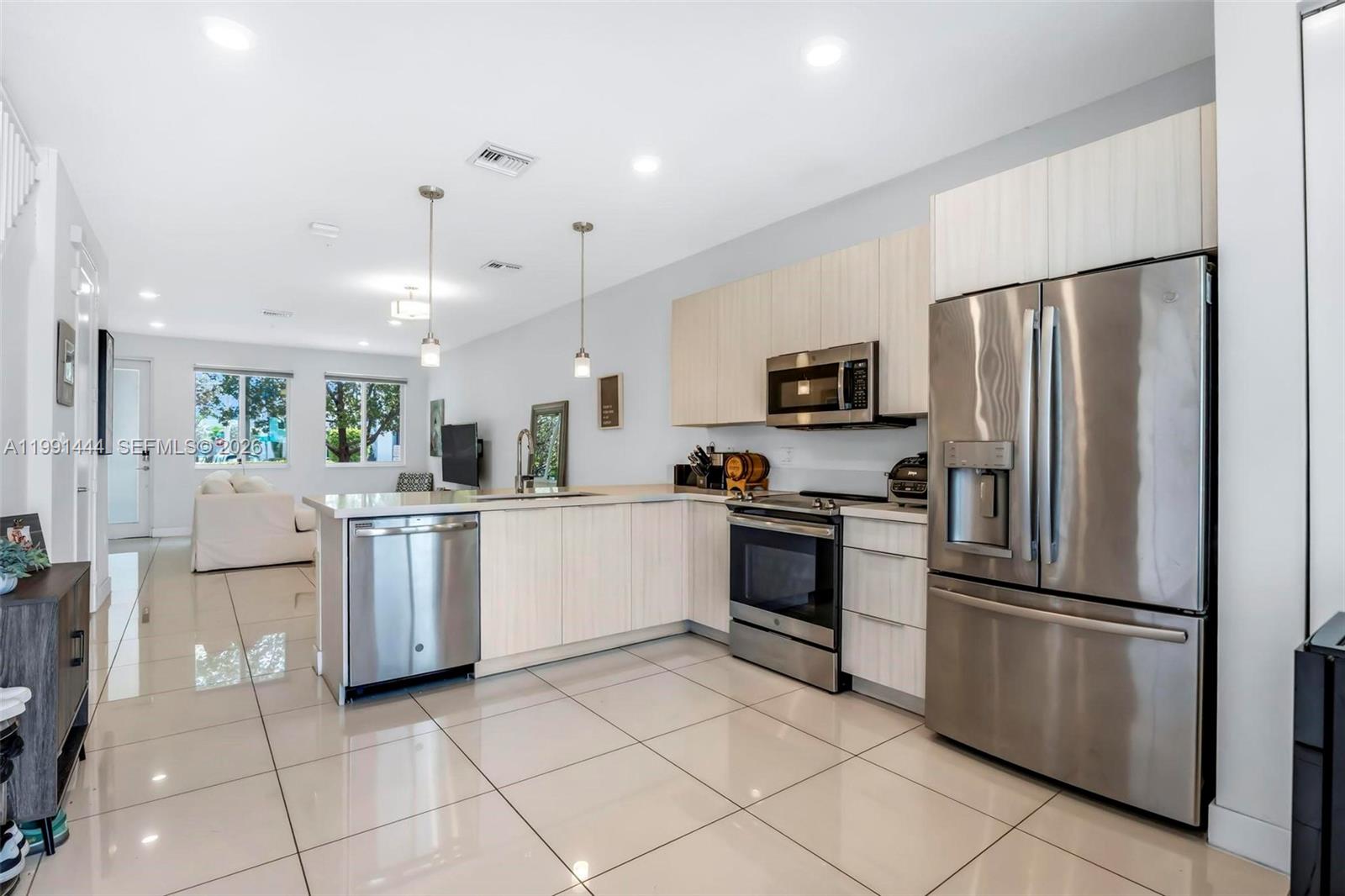 6416 NW 102nd Ct #118 Doral, FL 33178