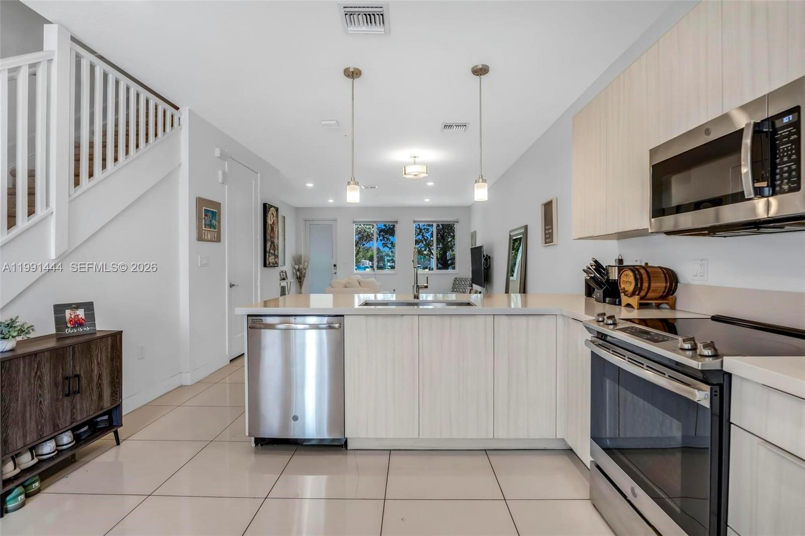 6416 NW 102nd Ct #118 Doral, FL 33178