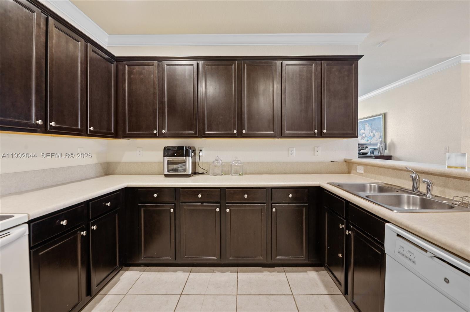 22780 SW 92nd Ct Cutler Bay, FL 33190