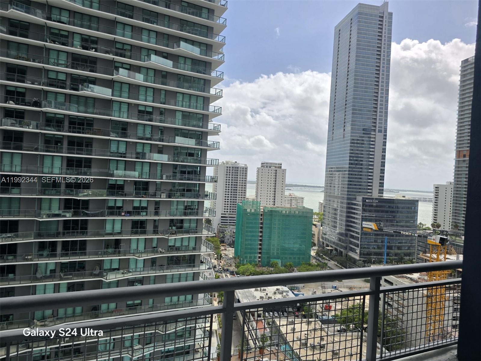 60 SW 13th St #2604 Miami, FL 33130