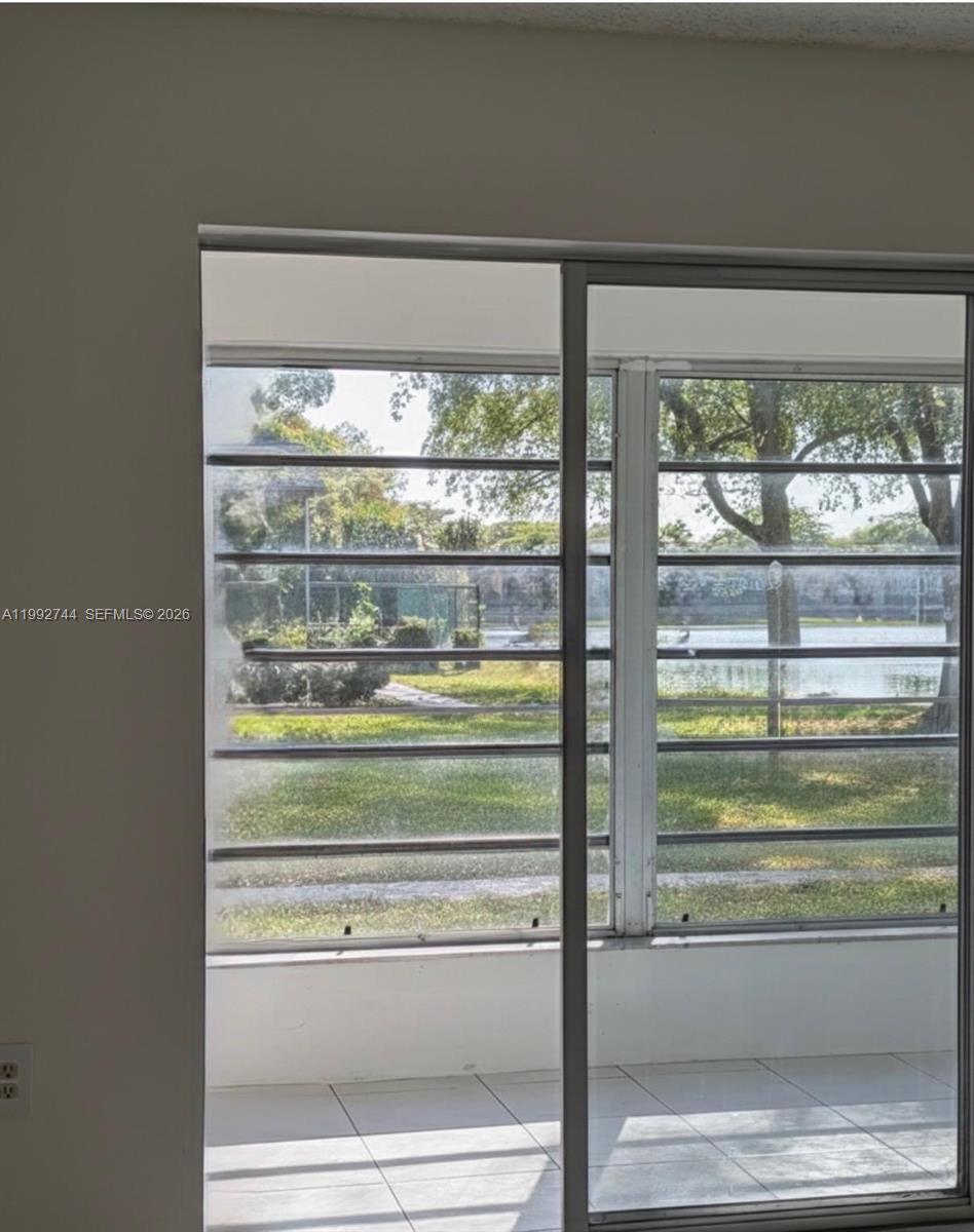 19051 NE 2nd Ave #1503 Miami, FL 33179