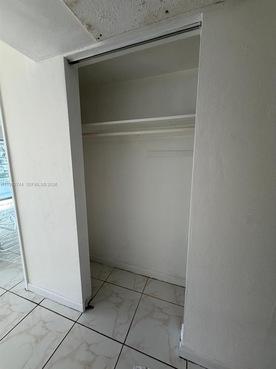 19051 NE 2nd Ave #1503 Miami, FL 33179