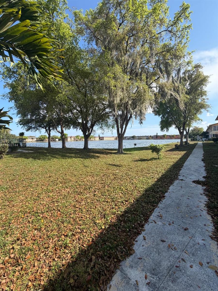 19051 NE 2nd Ave #1503 Miami, FL 33179