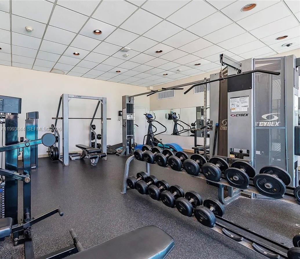 5555 Collins Ave #3N Miami Beach, FL 33140