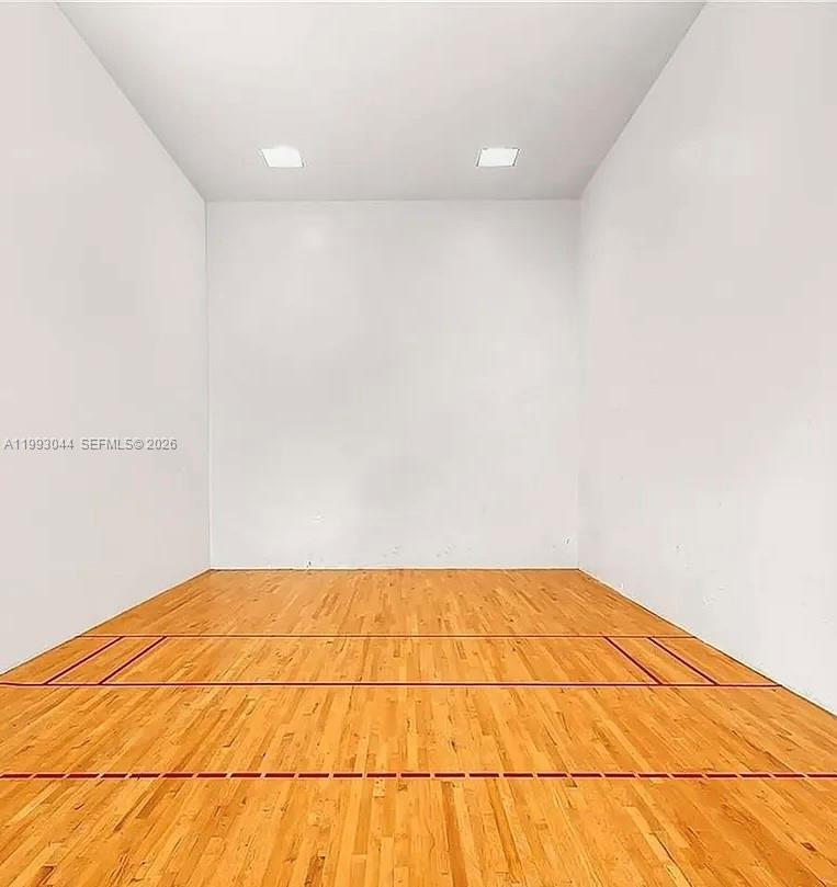 5555 Collins Ave #3N Miami Beach, FL 33140