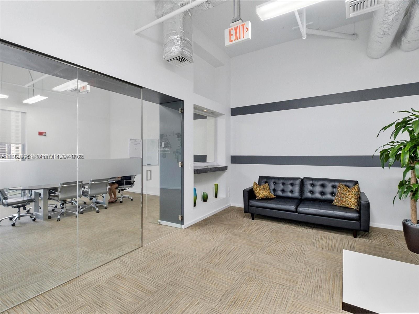 image 1060 Brickell - 105025