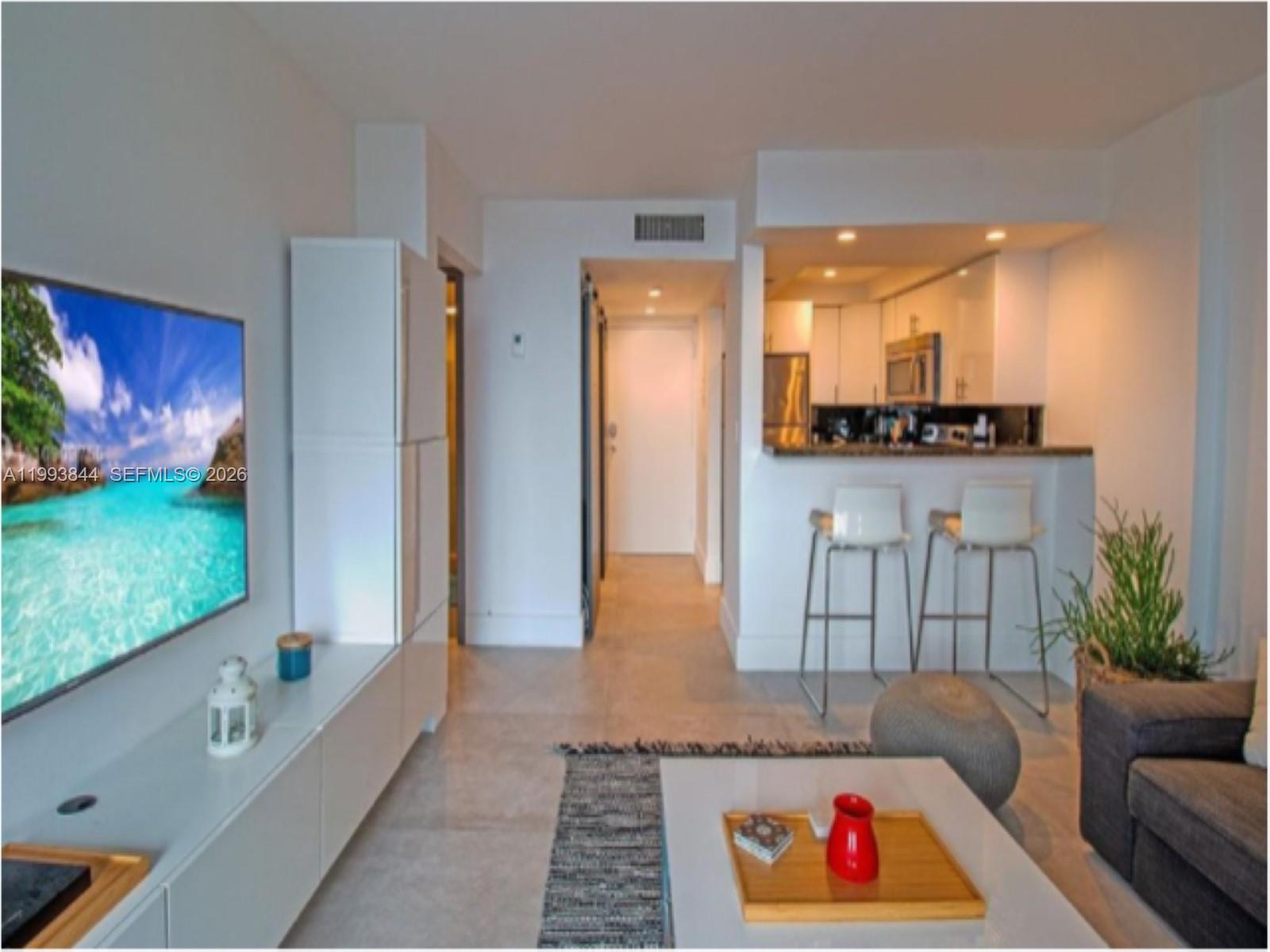 1035 West Ave #802 Miami Beach, FL 33139