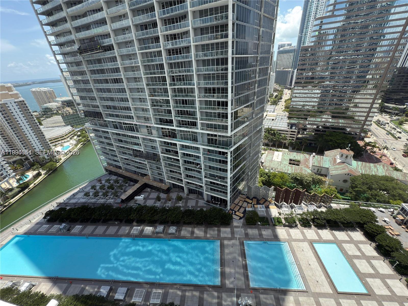 image Icon Brickell I11