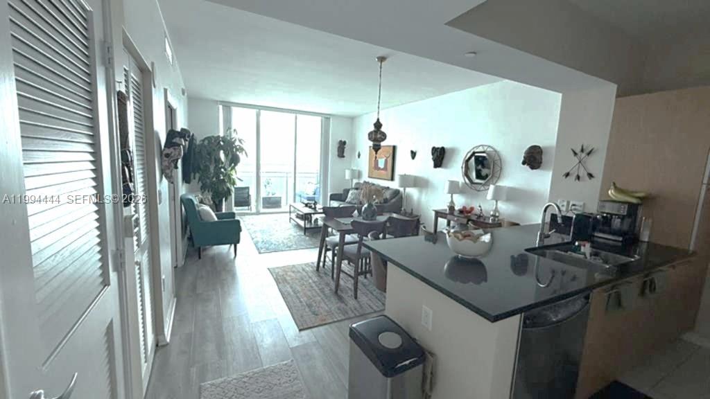 image The Plaza on Brickell West15