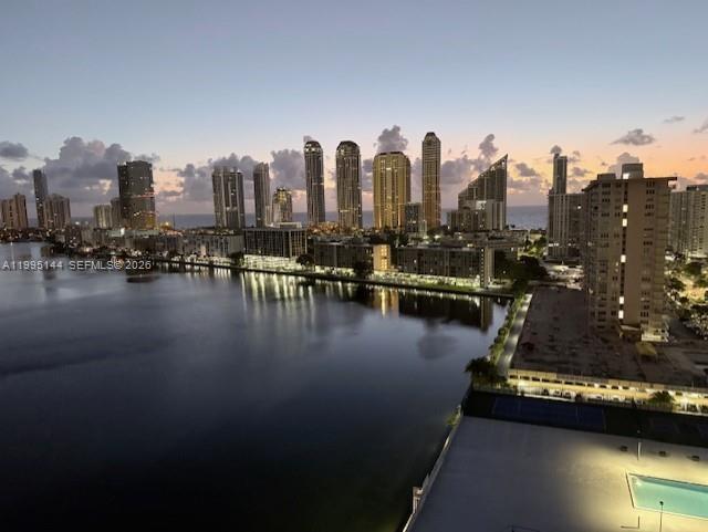 image Winston Towers 50047