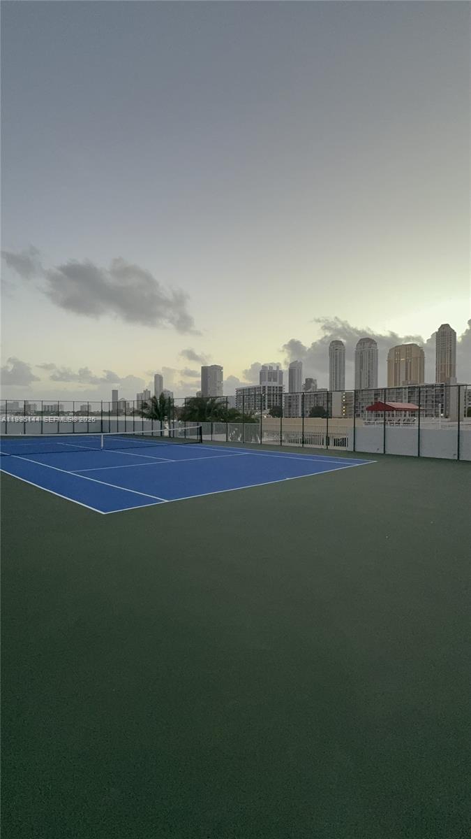 image Winston Towers 50048
