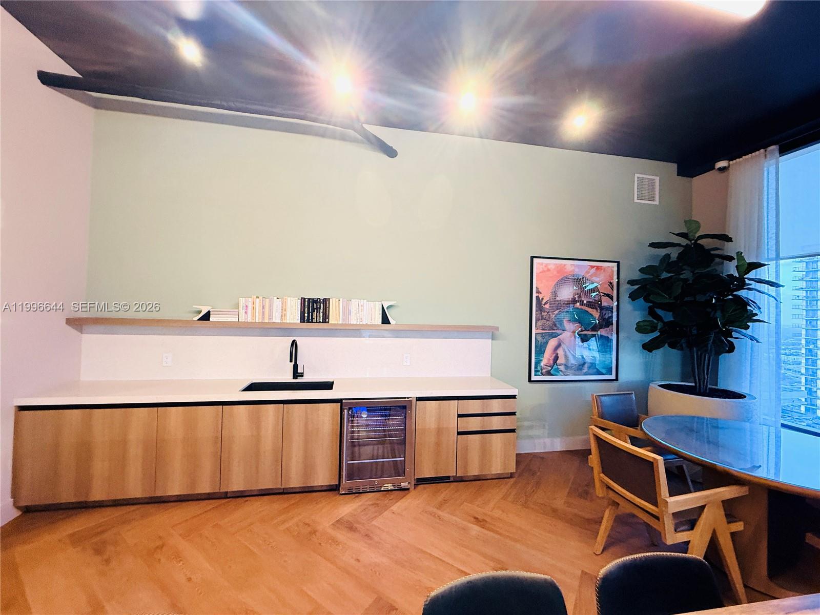 image 501 FIRST Residences47