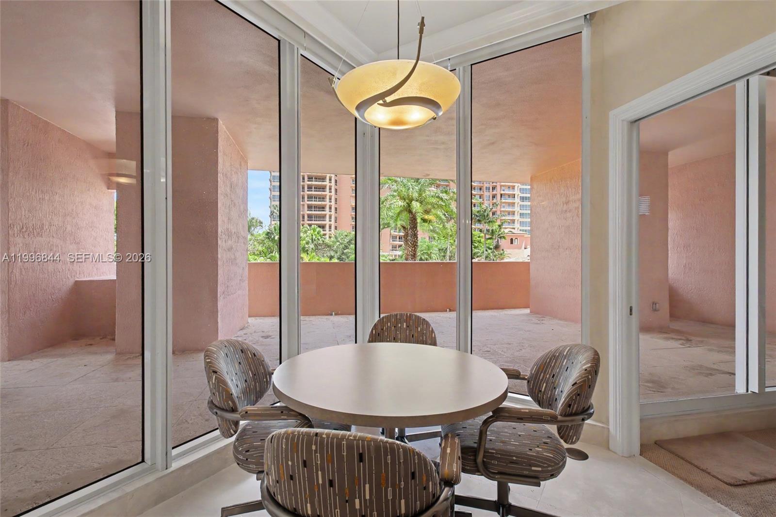 60 Edgewater Dr #3G Coral Gables, FL 33133