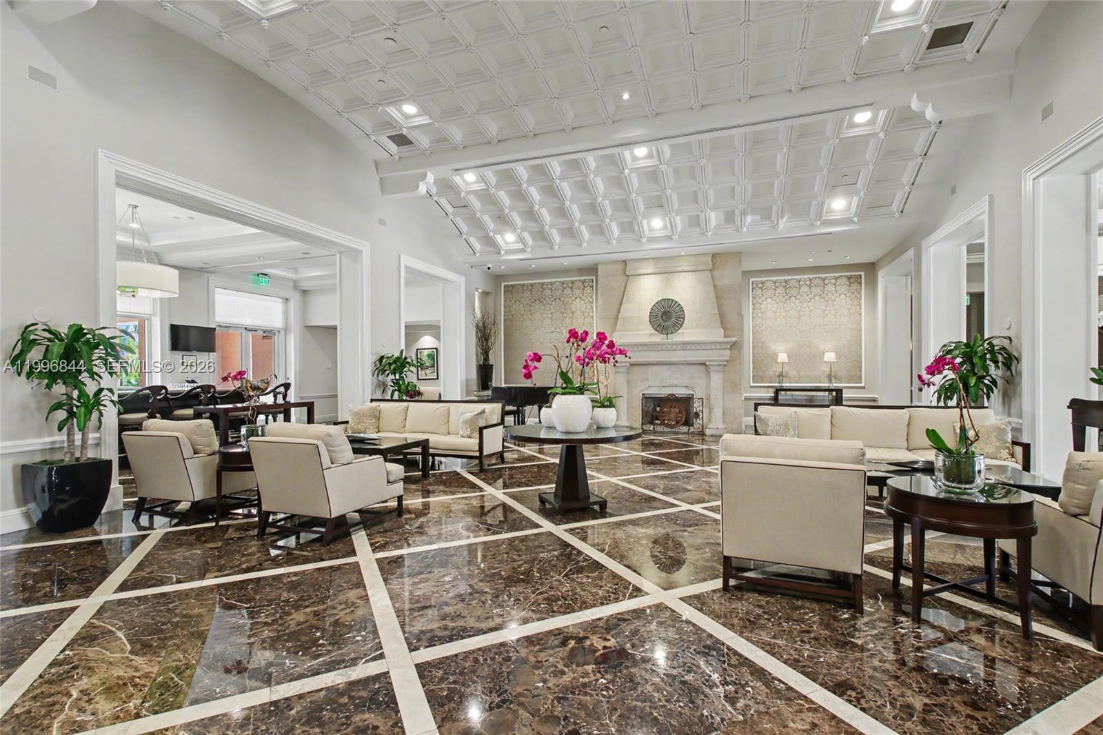 60 Edgewater Dr #3G Coral Gables, FL 33133