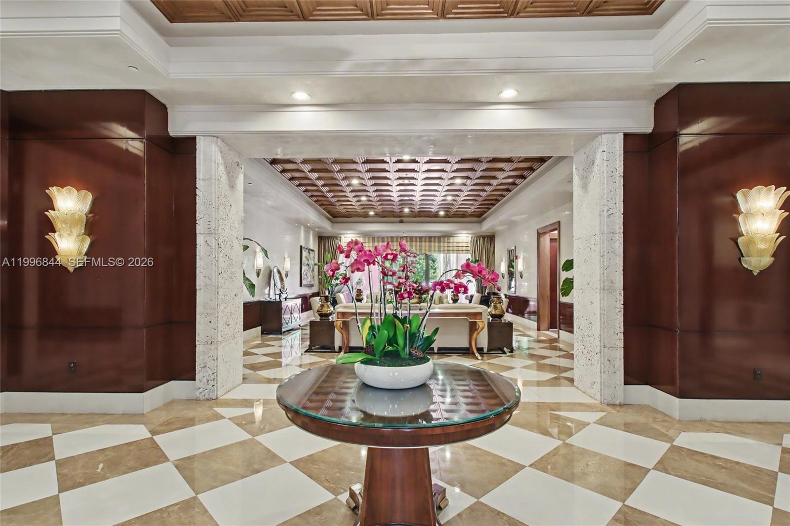 60 Edgewater Dr #3G Coral Gables, FL 33133