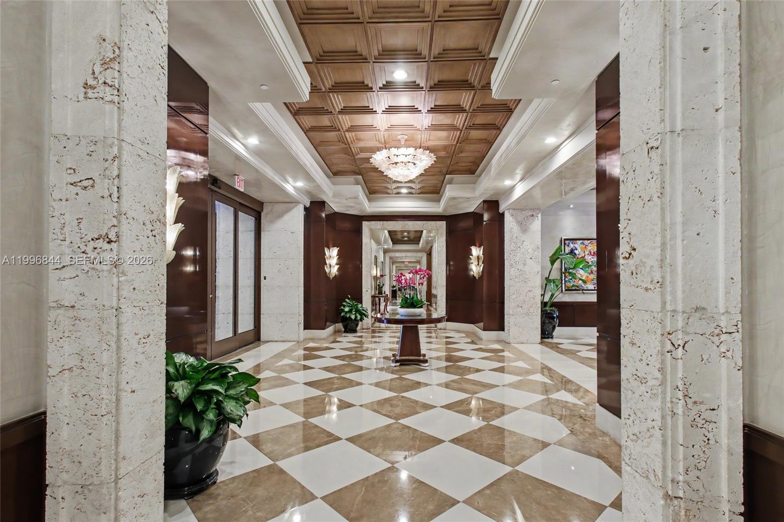 60 Edgewater Dr #3G Coral Gables, FL 33133