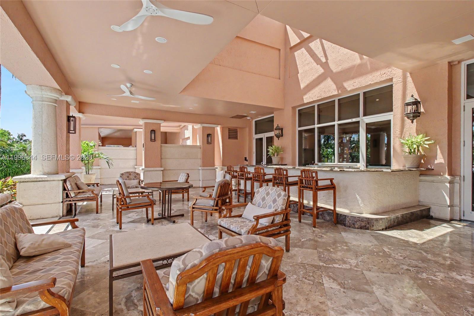 60 Edgewater Dr #3G Coral Gables, FL 33133