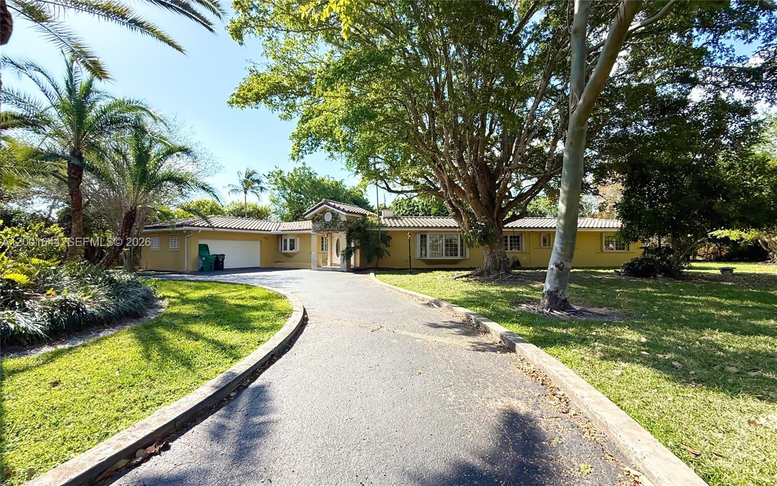 6282 SW 133rd St Pinecrest, FL 33156