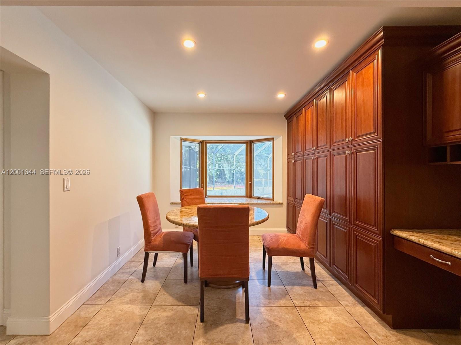 6282 SW 133rd St Pinecrest, FL 33156