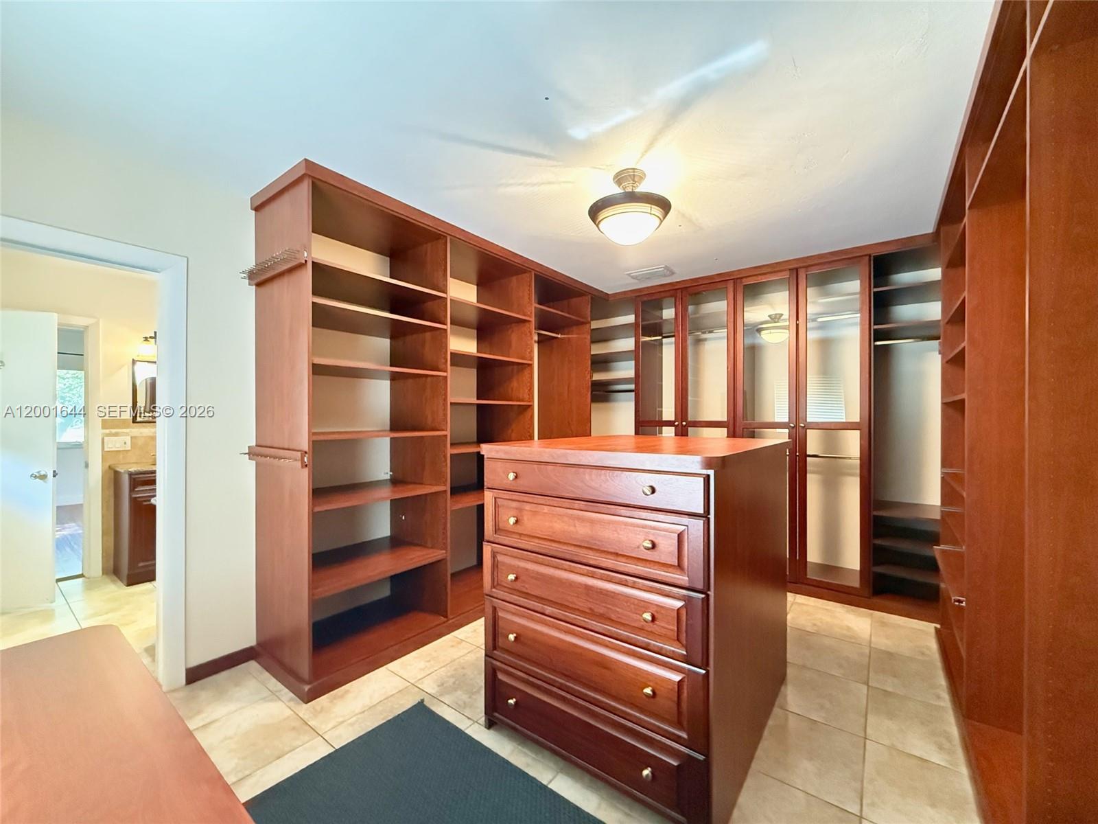 6282 SW 133rd St Pinecrest, FL 33156