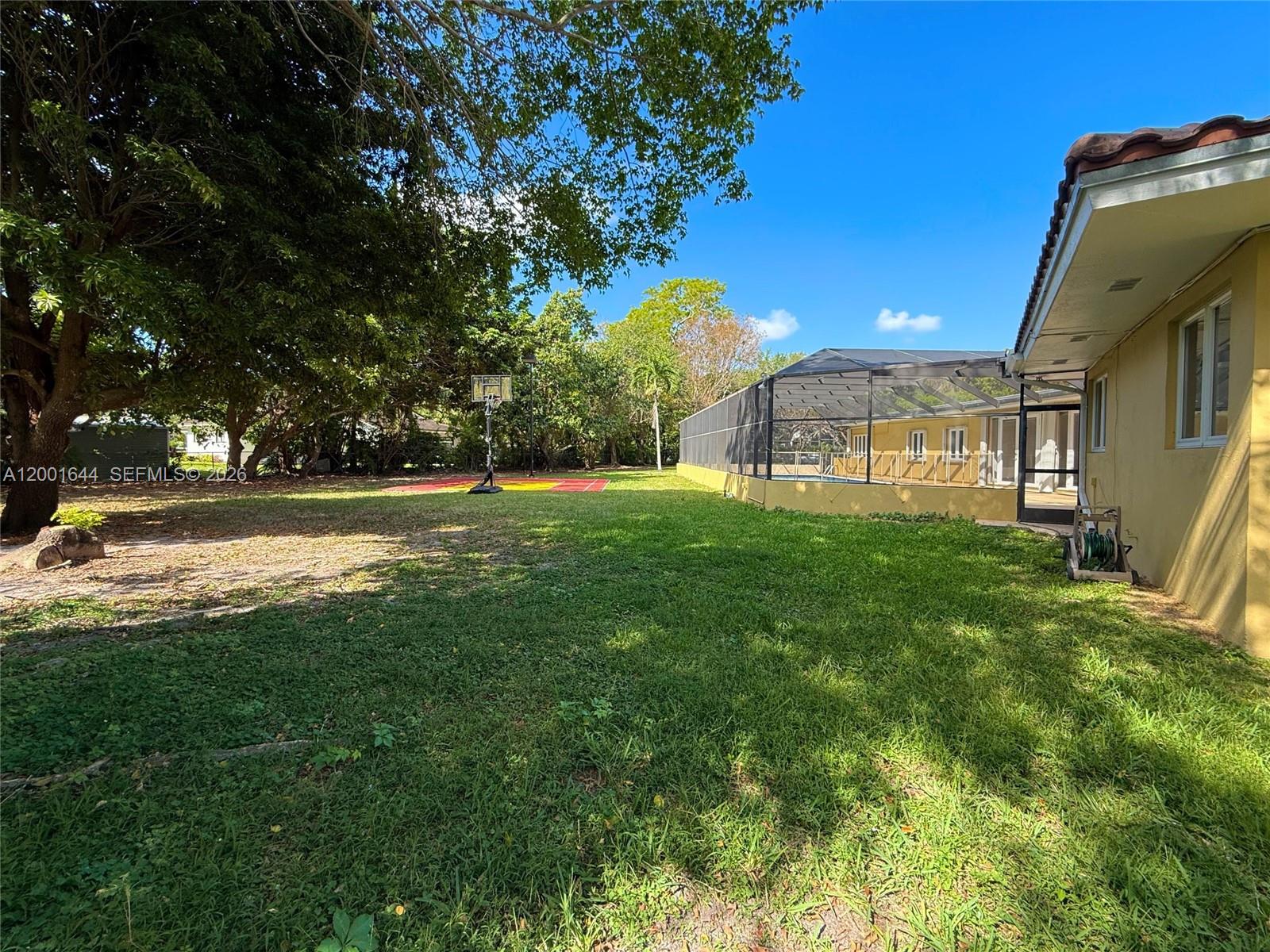 6282 SW 133rd St Pinecrest, FL 33156