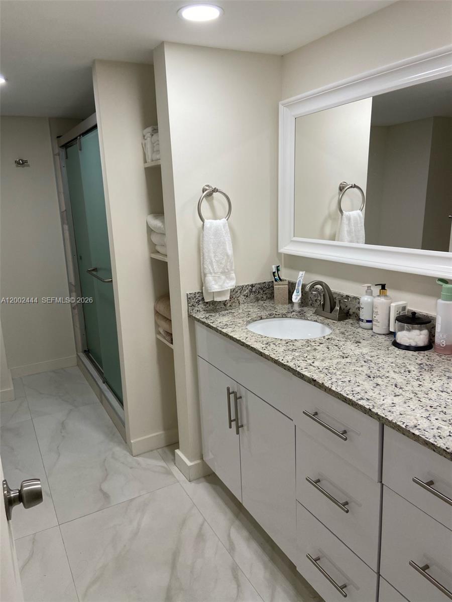 1833 S Ocean Dr #309 Hallandale Beach, FL 33009