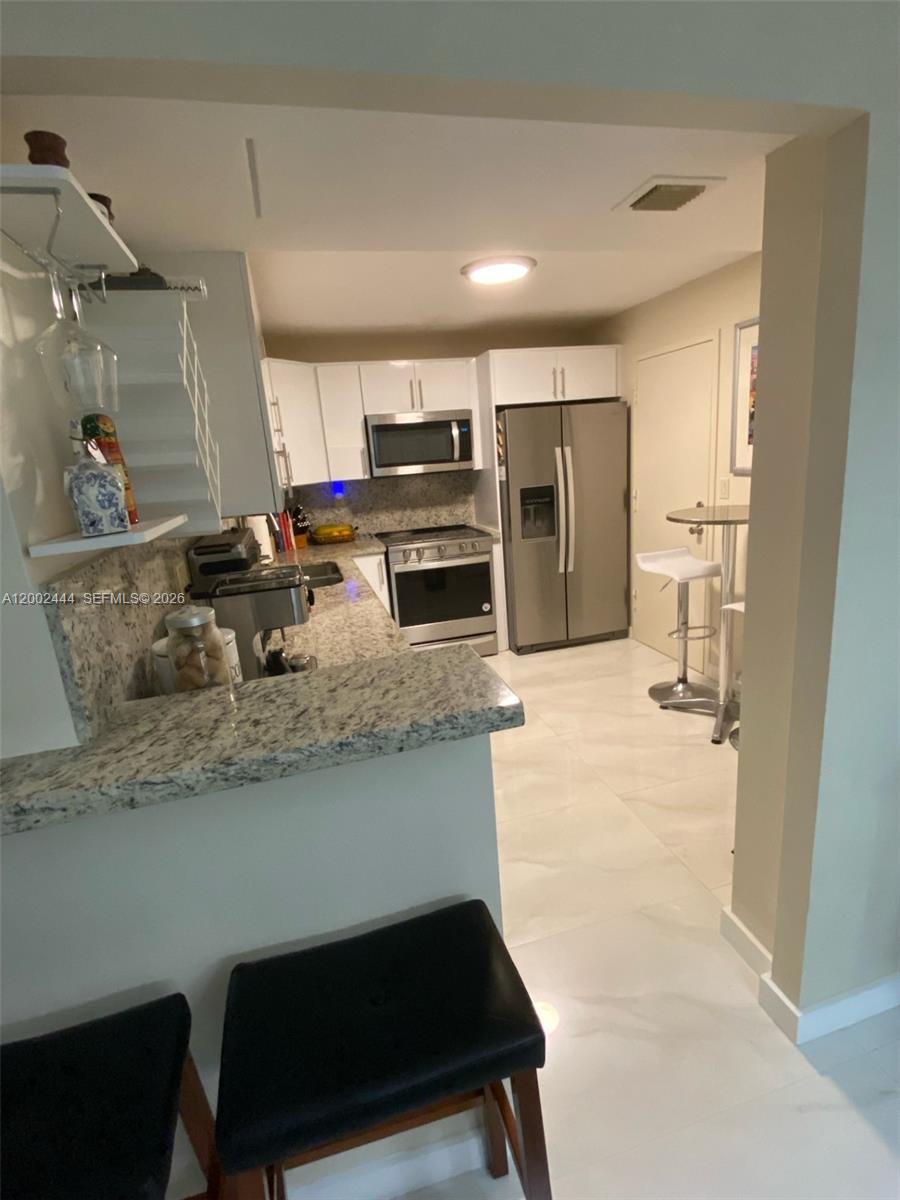 1833 S Ocean Dr #309 Hallandale Beach, FL 33009