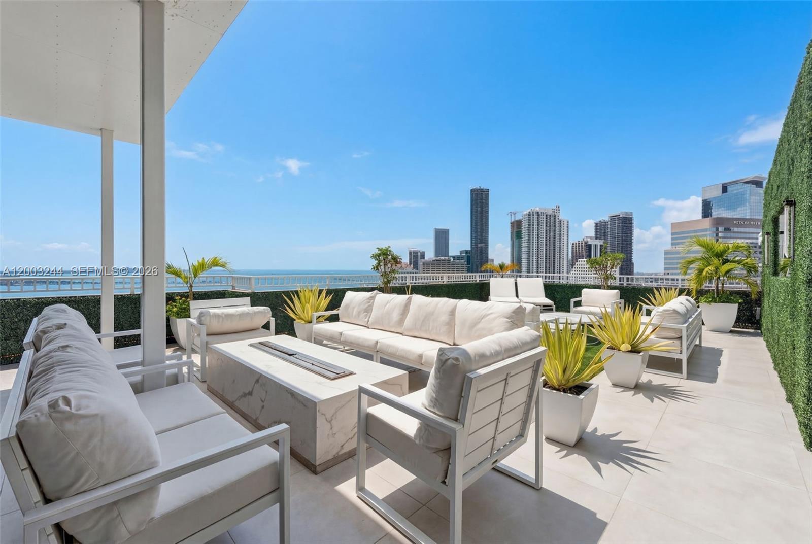801 Brickell Key Blvd #PH3306 Miami, FL 33131