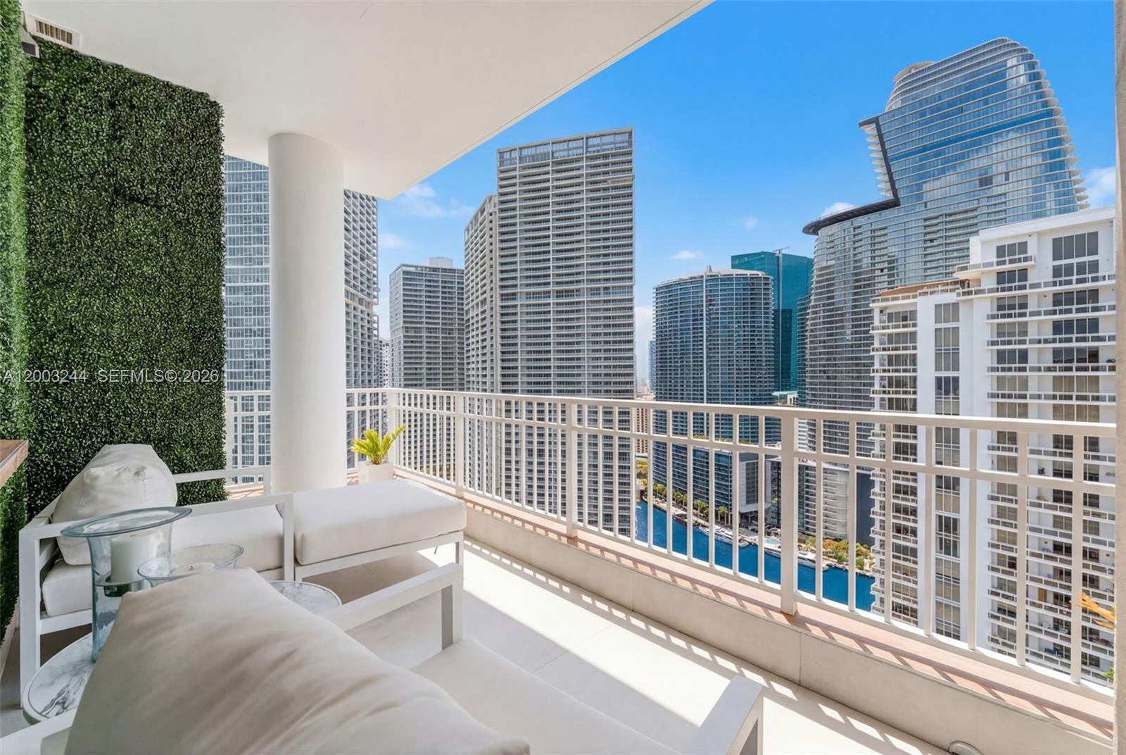 801 Brickell Key Blvd #PH3306 Miami, FL 33131