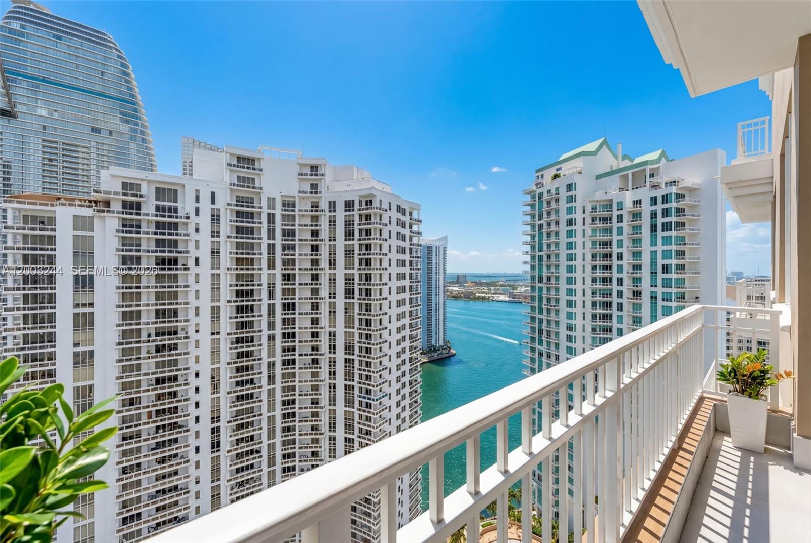 801 Brickell Key Blvd #PH3306 Miami, FL 33131