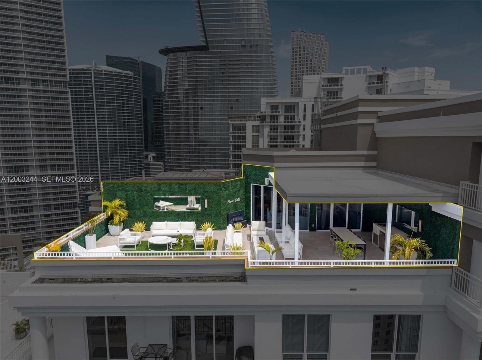 801 Brickell Key Blvd #PH3306 Miami, FL 33131