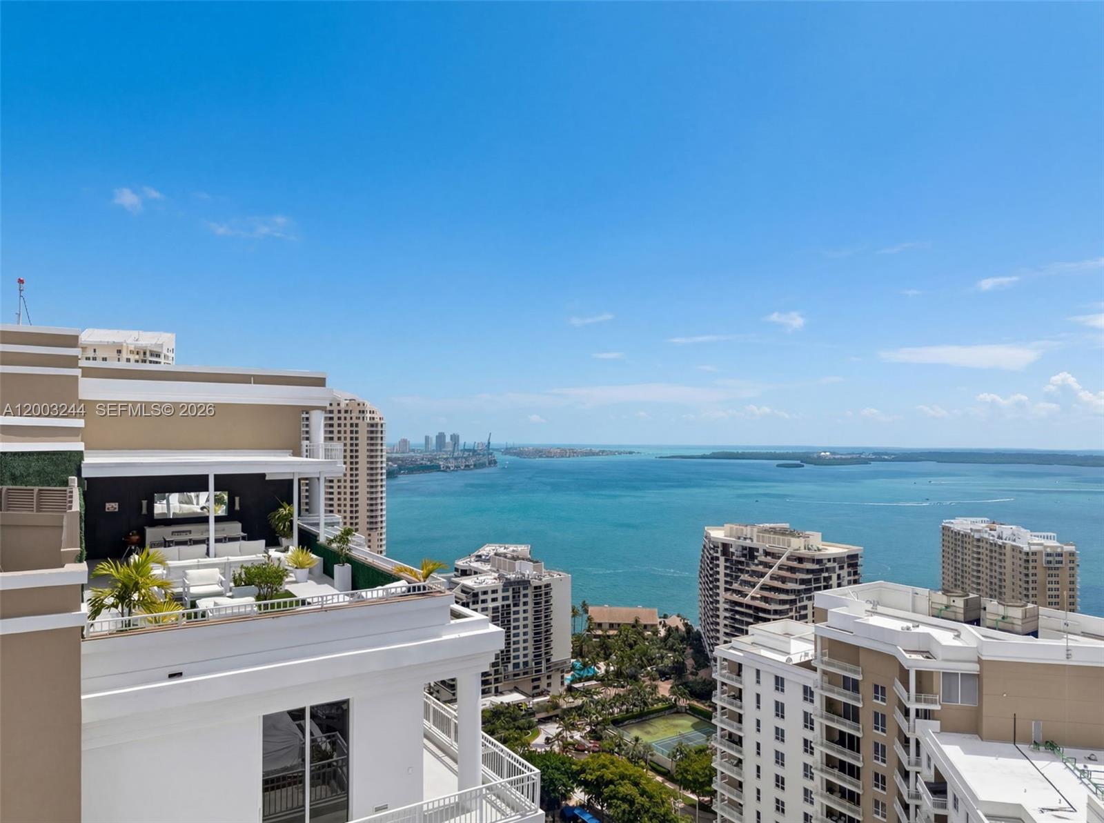 801 Brickell Key Blvd #PH3306 Miami, FL 33131