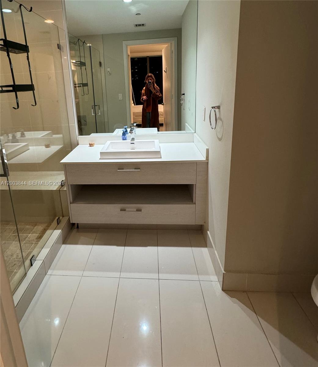 image Brickell Heights West1